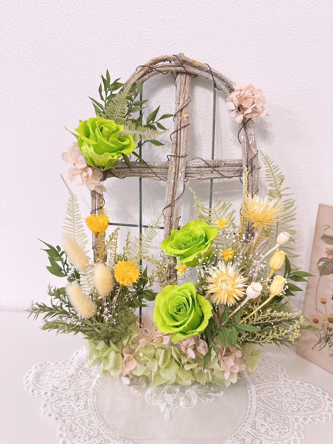 窓辺に咲く 春のグリーンローズ ウィンドウアレンジ ナチュラル 母の日 春限定2026 ギフト 癒し 新生活 インテリア | 10枚目